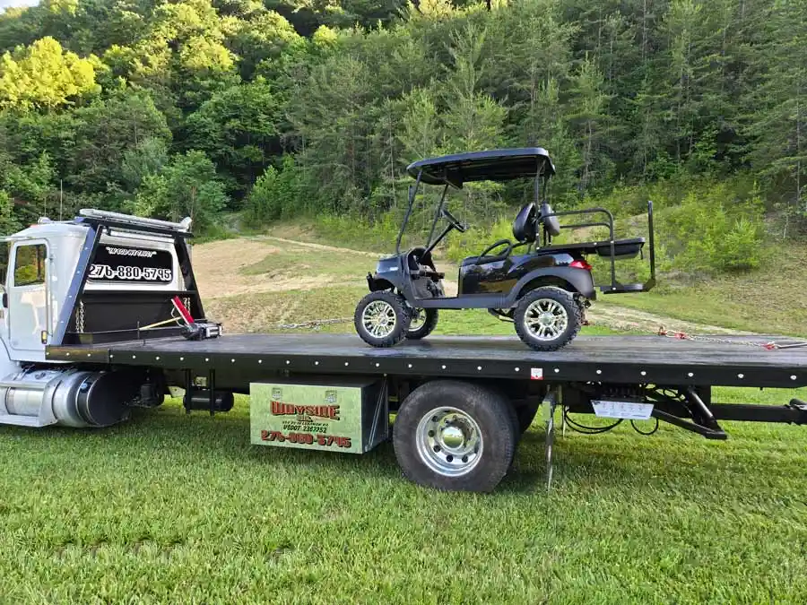 Utility vehicle on a Wayside rollback